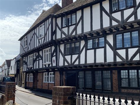 Sandwich (England) – Travel guide at Wikivoyage.